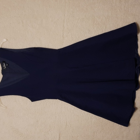 Lulus Dresses & Skirts - Lulu's  navy blue sleevless vneck mini dress 292